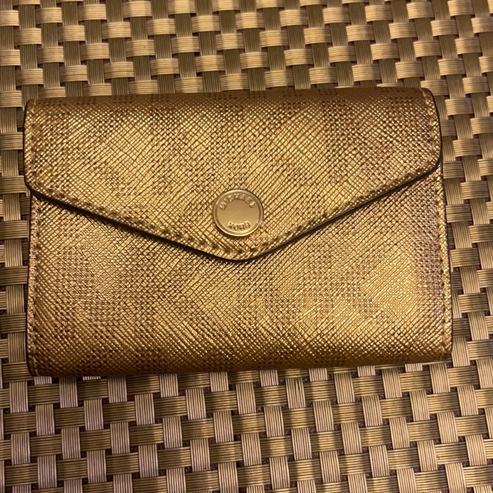 NWT Michael Kors Business Card Holder in Gold